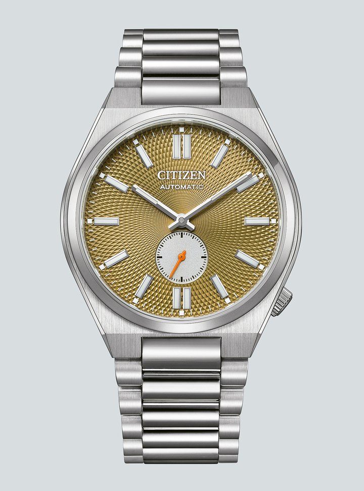 Tsuyosa Small Second Series. Merging vintage styling with modern design elements, the look of these new Tsuyosa watches draw the attention to the inset small seconds dial, while bringing greater variety to Citizen's range of automatic watches. In-house automatic calibre 8322, 21,600 vph, stop-seconds mechanism, 60-hour power reserve. .