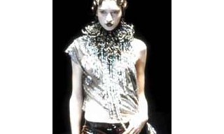 Tahitian pearls adorn Alexander McQueen's Autumn/Winter 2001/2 Collection