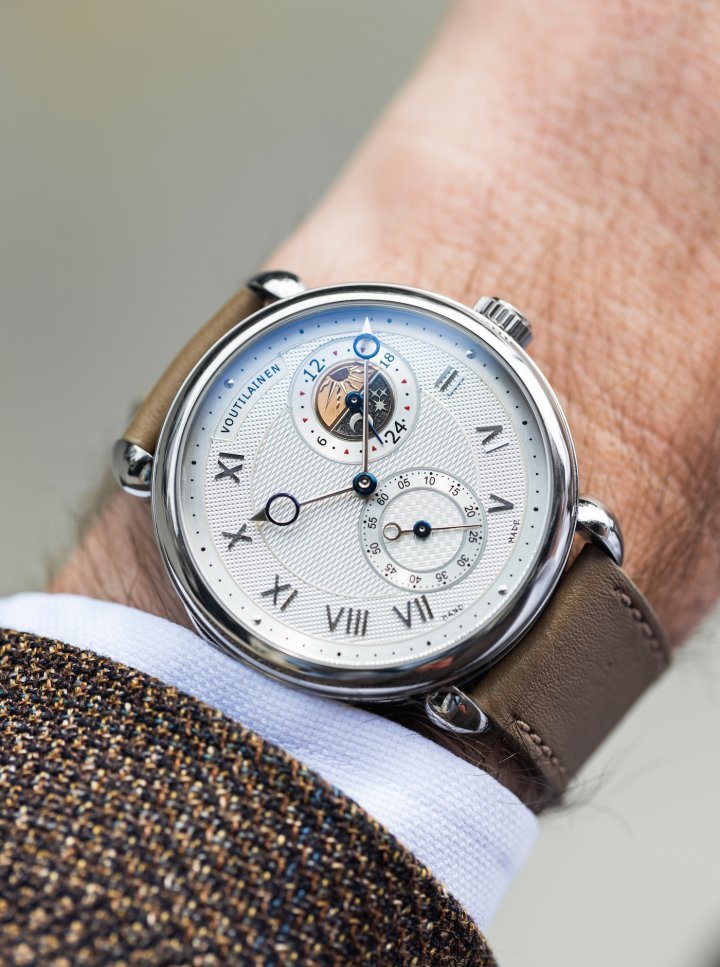Last year, Phillips Perpetual offered the world's first decimal minute repeater wristwatch, designed by Kari Voutilainen.