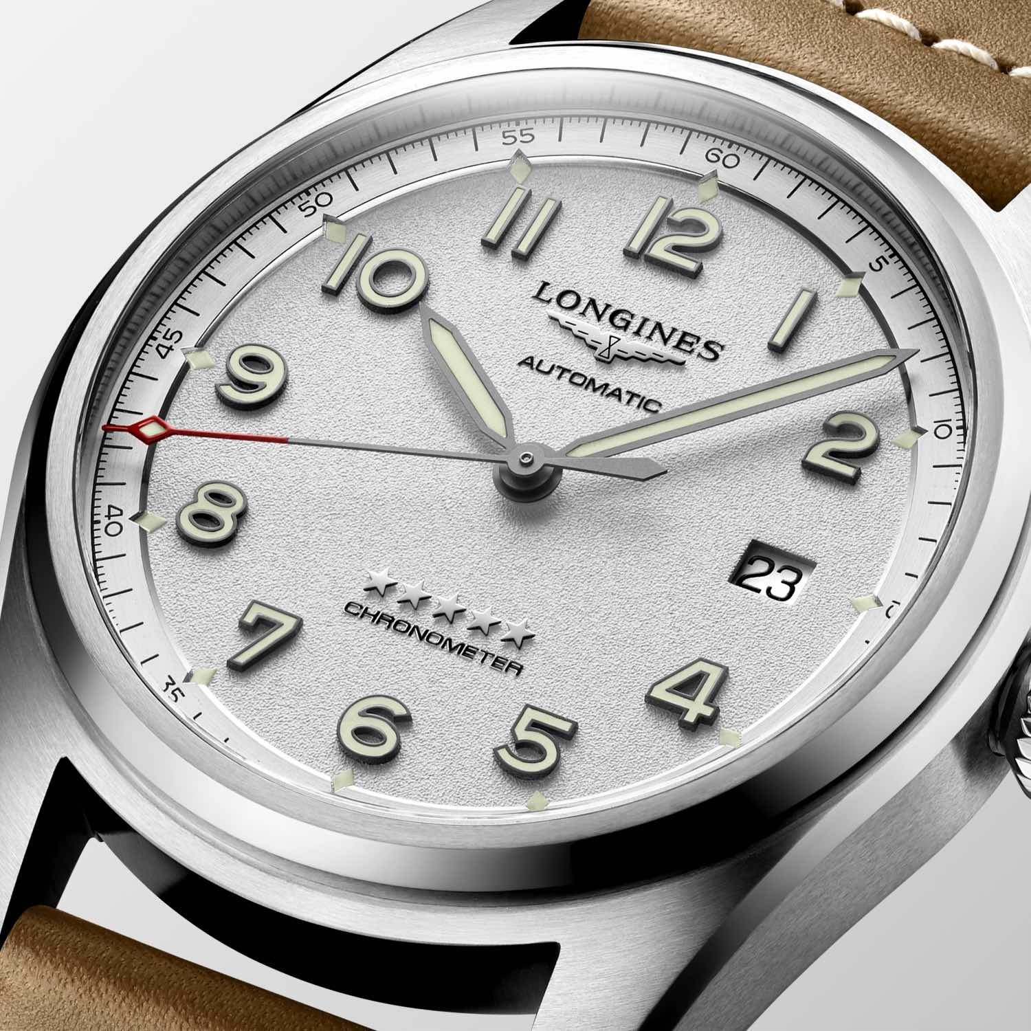 With the Spirit collection, Longines pays tribute to (...)