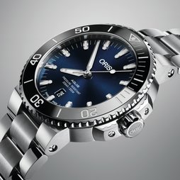 Oris Aquis Date