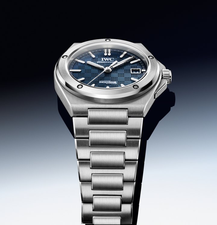 IWC presents the Ingenieur Automatic 40 with a blue dial