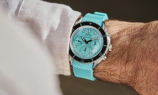 Doxa: the SUB 200 C-GRAPH plays with colours