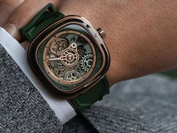 SevenFriday T2/07 aka “T-Riley” Off-Series limited edition