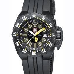 1526 SCOTT CASSELL DEEP DIVE AUTOMATIC SPECIAL EDITION by Luminox