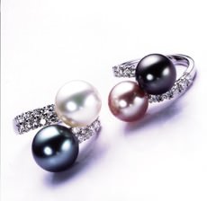 Patricia Suard and Schoeffel Pearls
