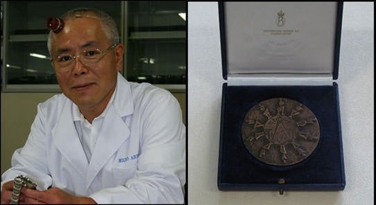 SEIKO watchmaker receives an award from the Japanese government