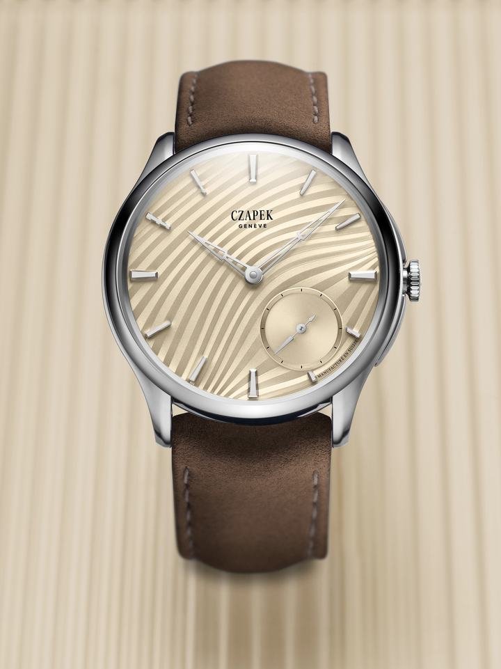 Czapek & Cie Promenade Plissé boasts a fashion-inspired dial