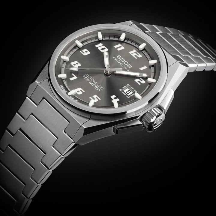 New in 2024, the Epos 3505 is an elegant, stainless steel sports watch. Water-resistant to 100m, 3D SuperLuminova applied indices, CHF 1,600.