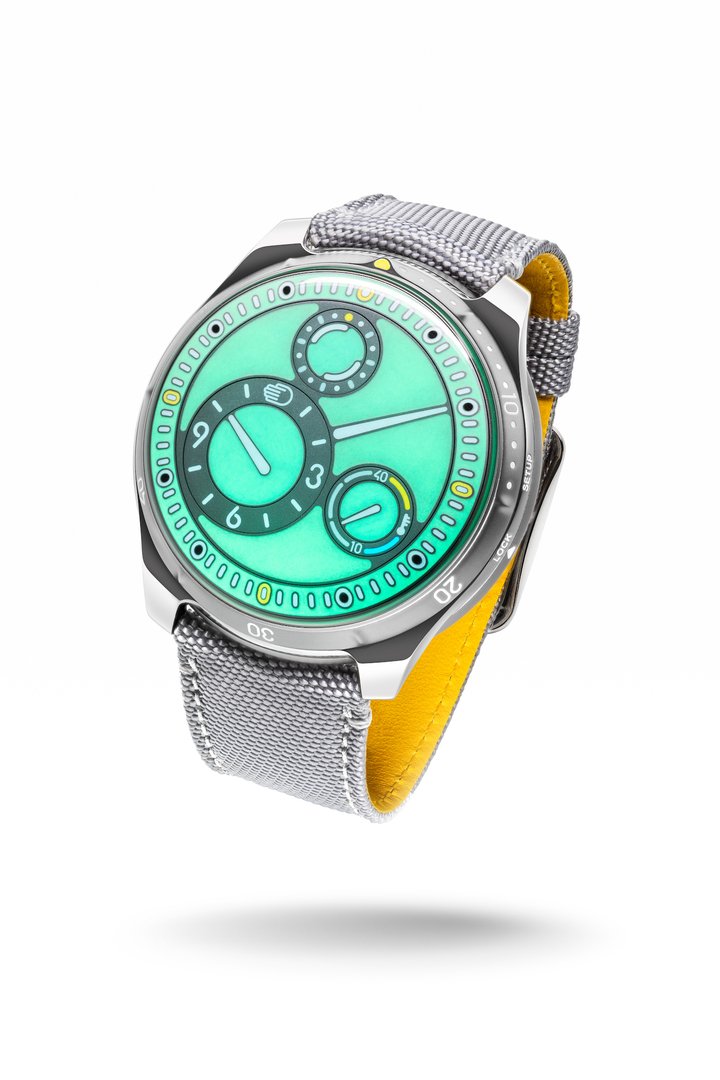 Ressence Type 5 L conjures a luminescent encounter